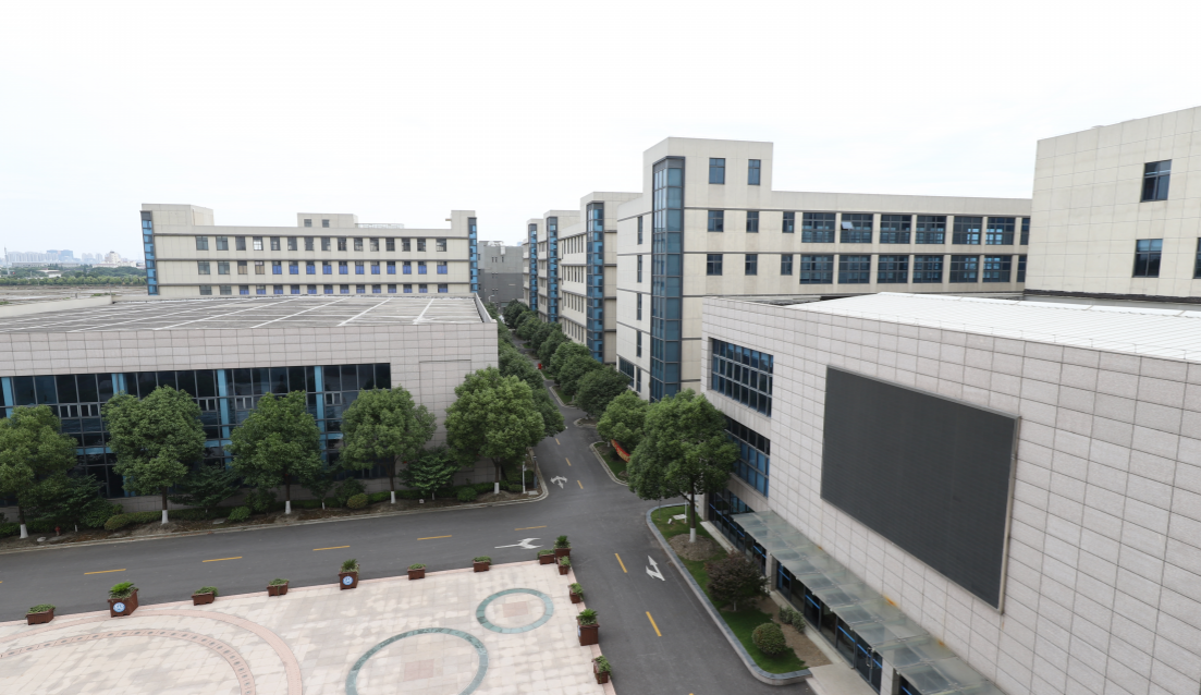公共科研平台:检测实验与产学研协同支撑