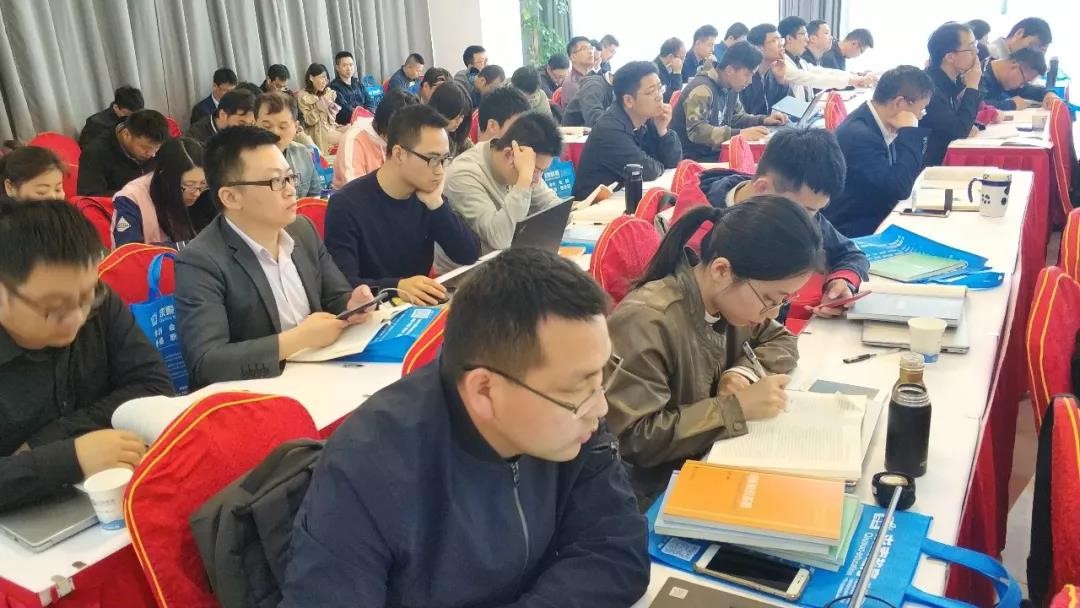 学不止步!冠瑞(上海)医疗科技产业园科协开展区”科技人员职称公需科目继续教育”培训(图3) 学不止步!冠瑞(上海)医疗科技产业园科协开展区”科技人员职称公需科目继续教育”培训(图3)