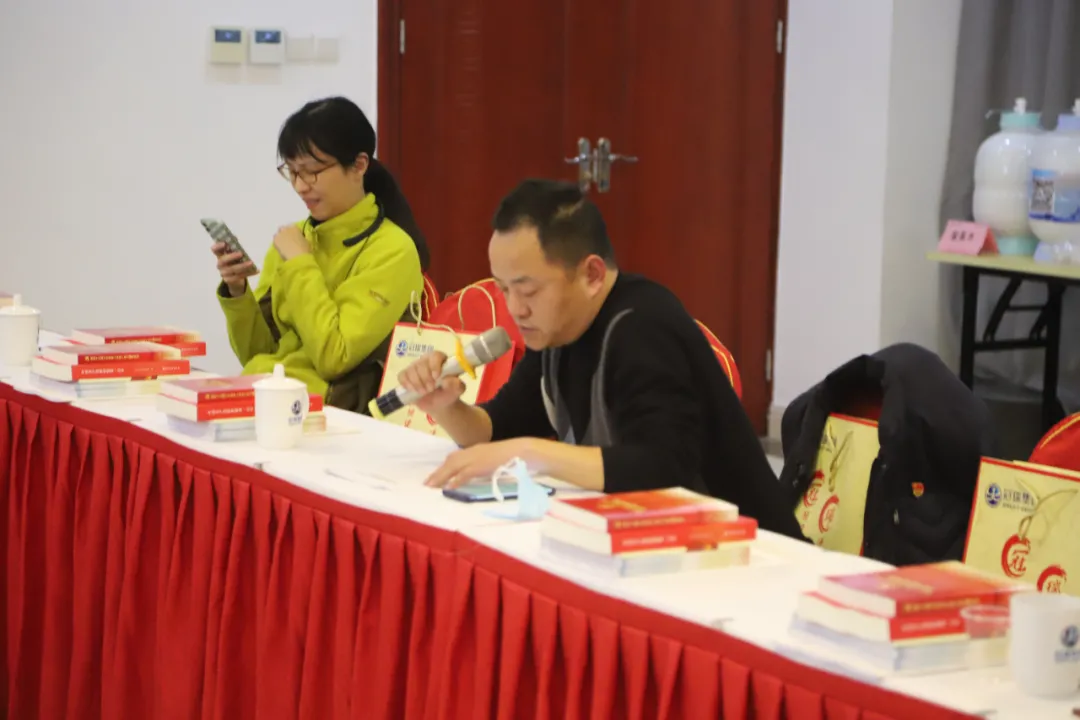 香花桥街道社区党委于冠瑞(上海)医疗科技产业园召开2021年度“两新”党组织书记抓党建述职评议考核工作会(图3) 香花桥街道社区党委于冠瑞(上海)医疗科技产业园召开2021年度“两新”党组织书记抓党建述职评议考核工作会(图3)